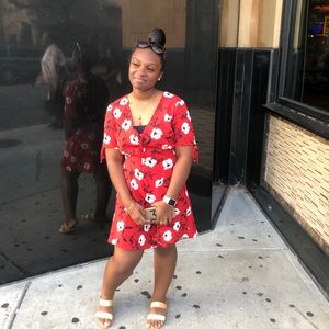 Meet your Posher, Leeanndra